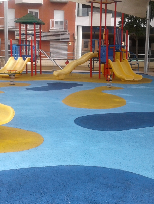 PARQUE-CON-AGLOMERADO-DE-EPDM